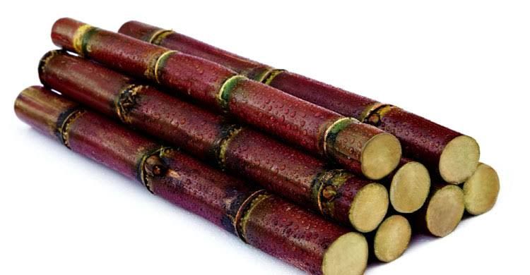 হাতে তৈরি আঁখের লাল চিনি