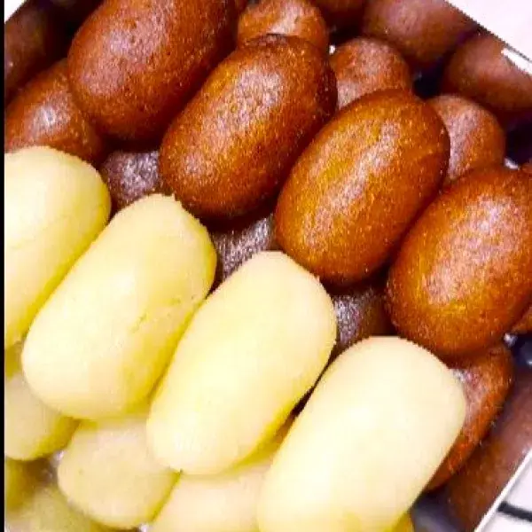 কালোজাম চমচম