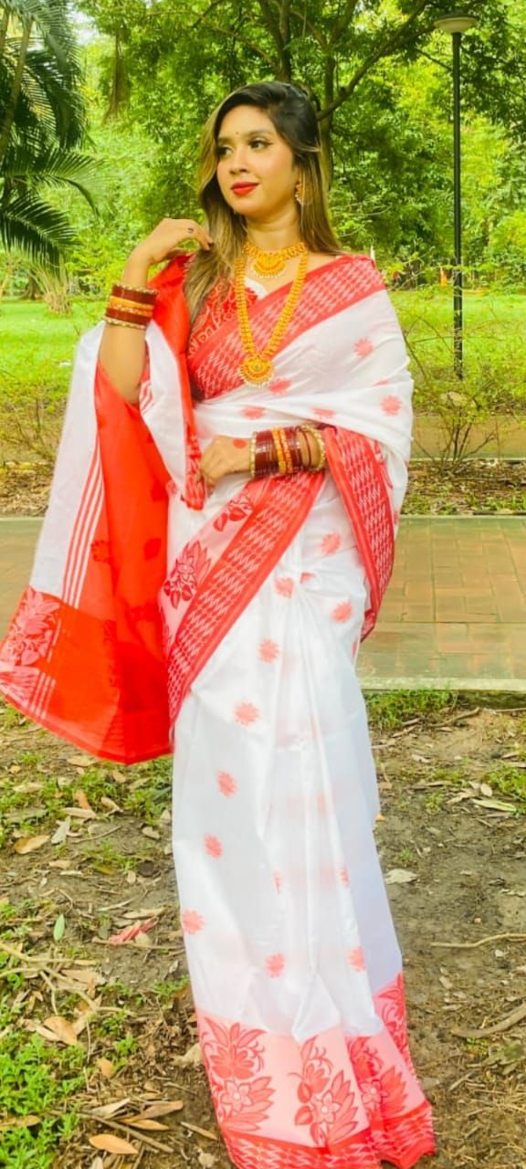 সিল্ক কাতান শাড়ি