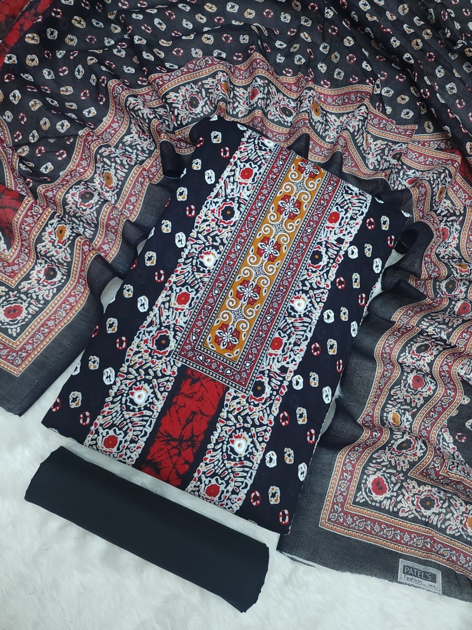 জয়পুর পেটেল থ্রি পিস