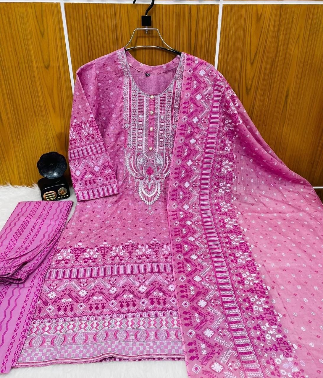 Boutiques Readymade Three Piece