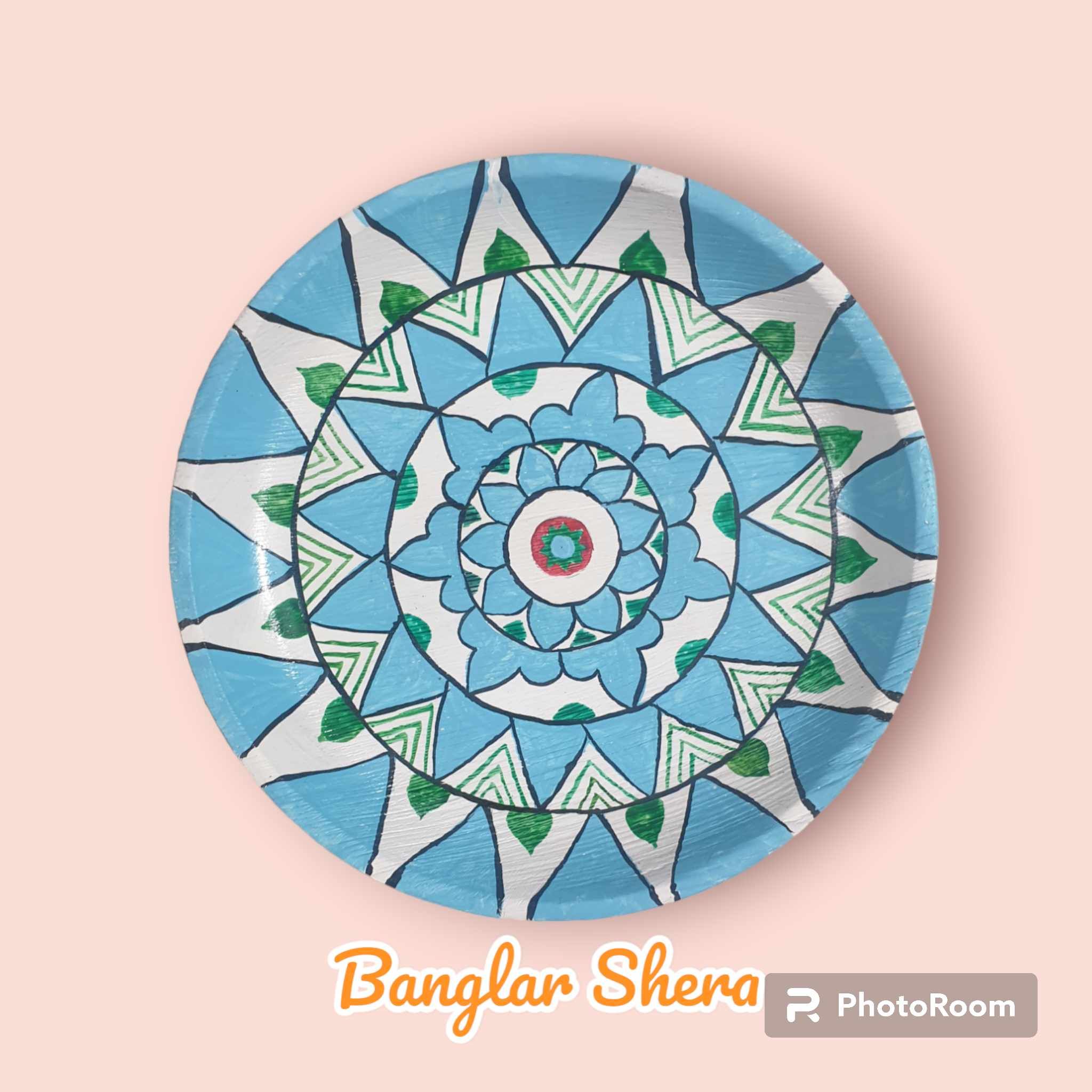 সুপারি খোলের পেইন্টিং প্লেট।