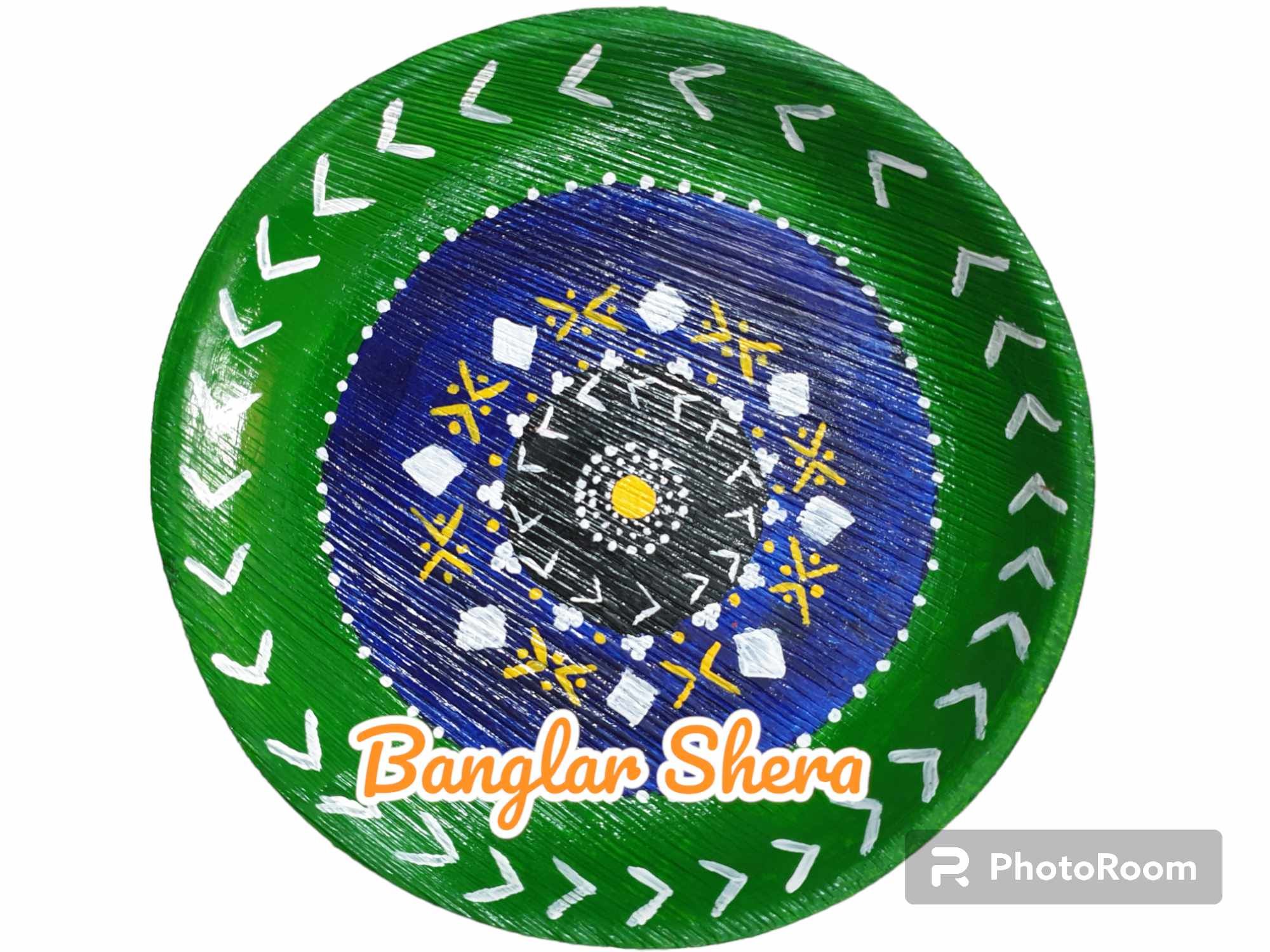 সুপারি খোলের পেইন্টিং প্লেট।