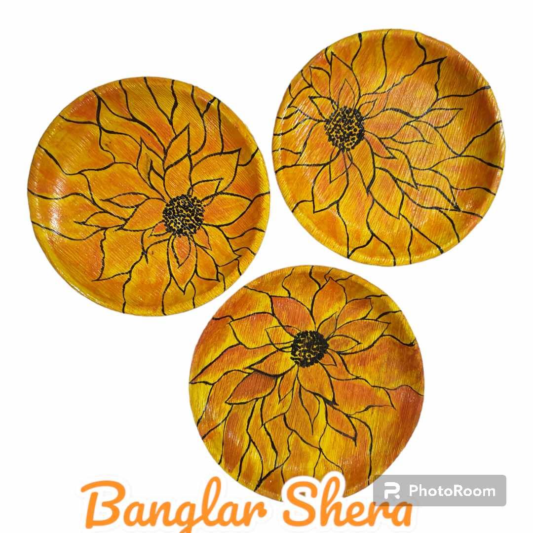 সুপারি খোলের পেইন্টিং প্লেট।