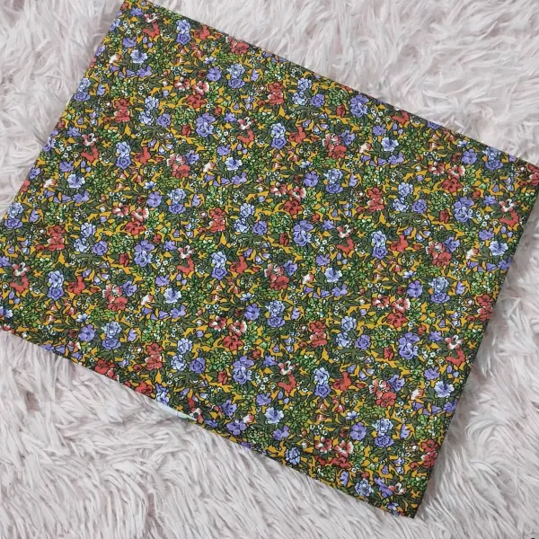 ১৩- ওয়াটারপ্রুফ চাদর ৬/৭ ফিট (প্রায়)।