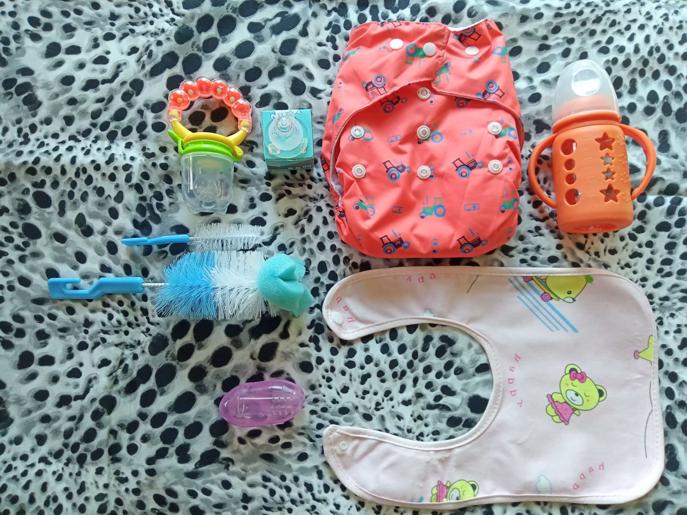 বাবুর প্রয়োজনীয় ৭ আইটেম প্যাকেজ