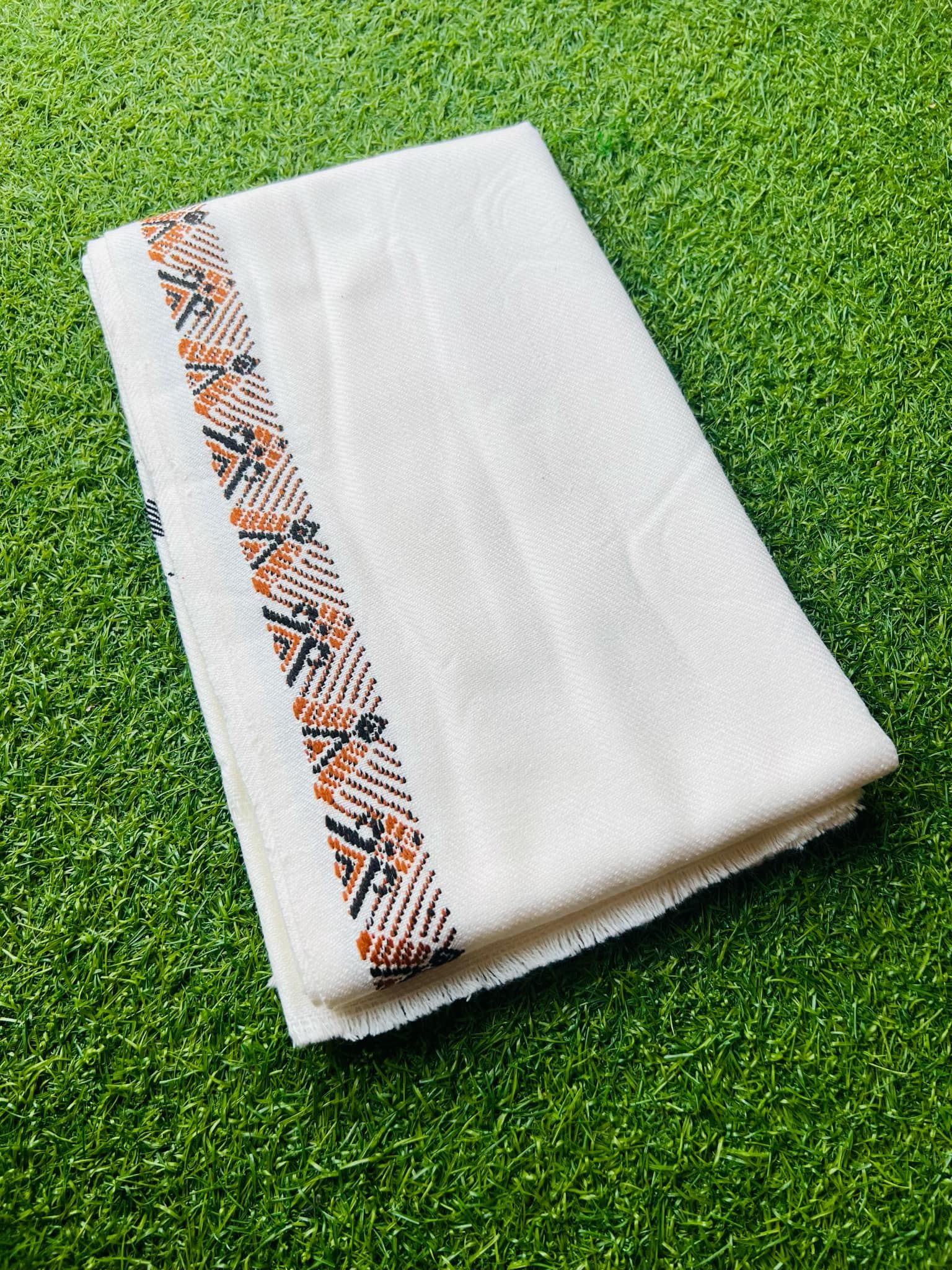 Unique Shawl - White