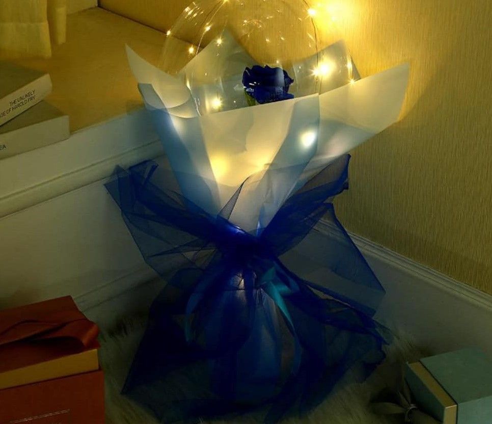 Valentine Special Premium Balloon With Lightning Flower