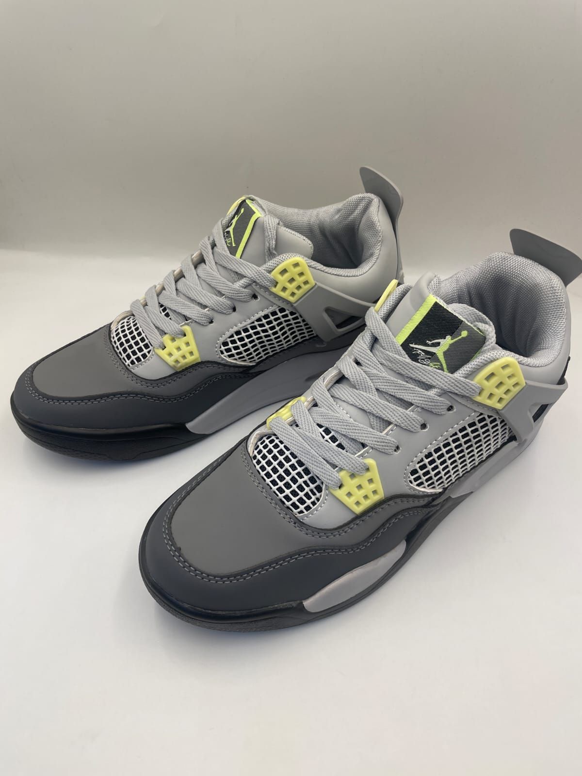 Air J*rdan 4 SE“Neon”