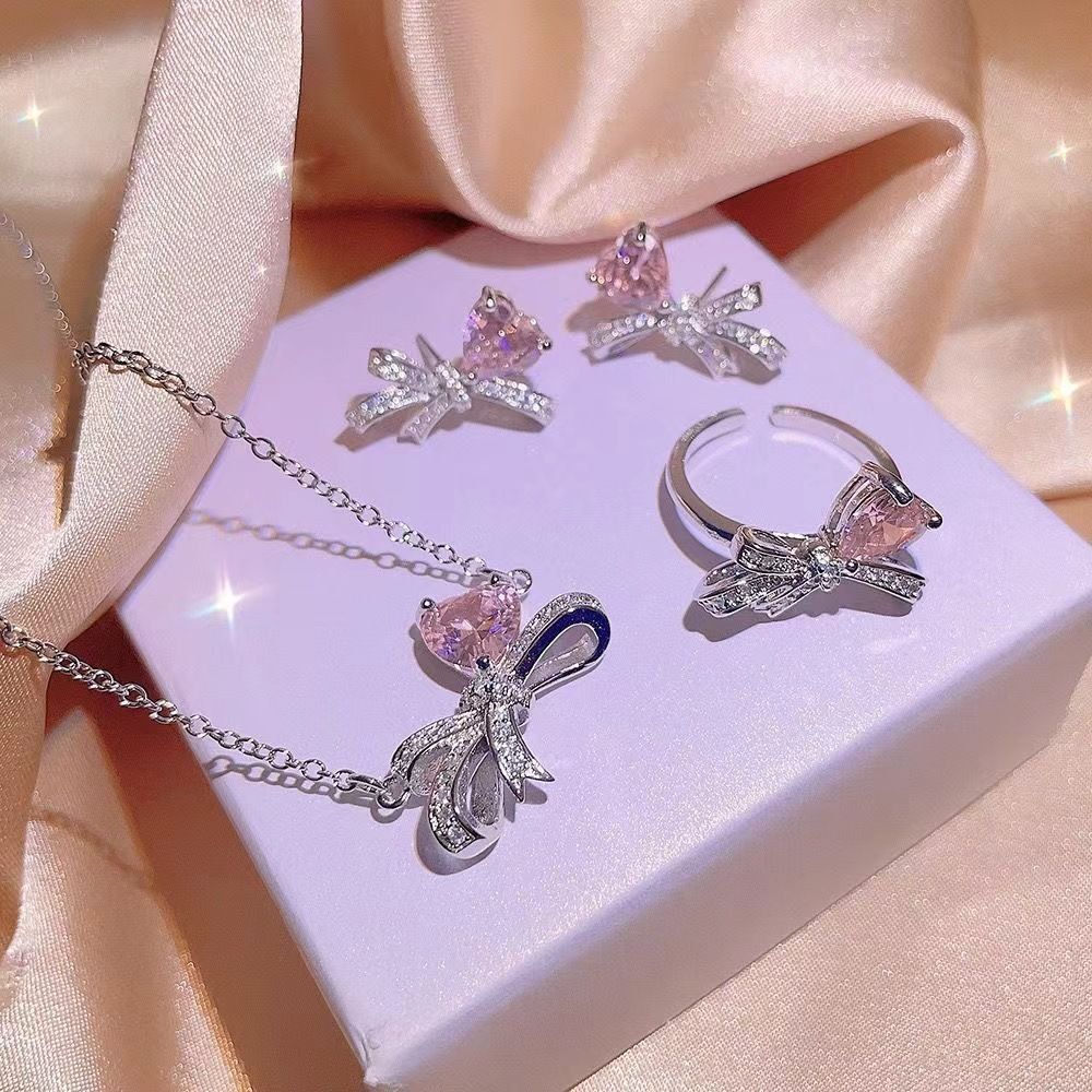 love bow full diamond three piece necklace set