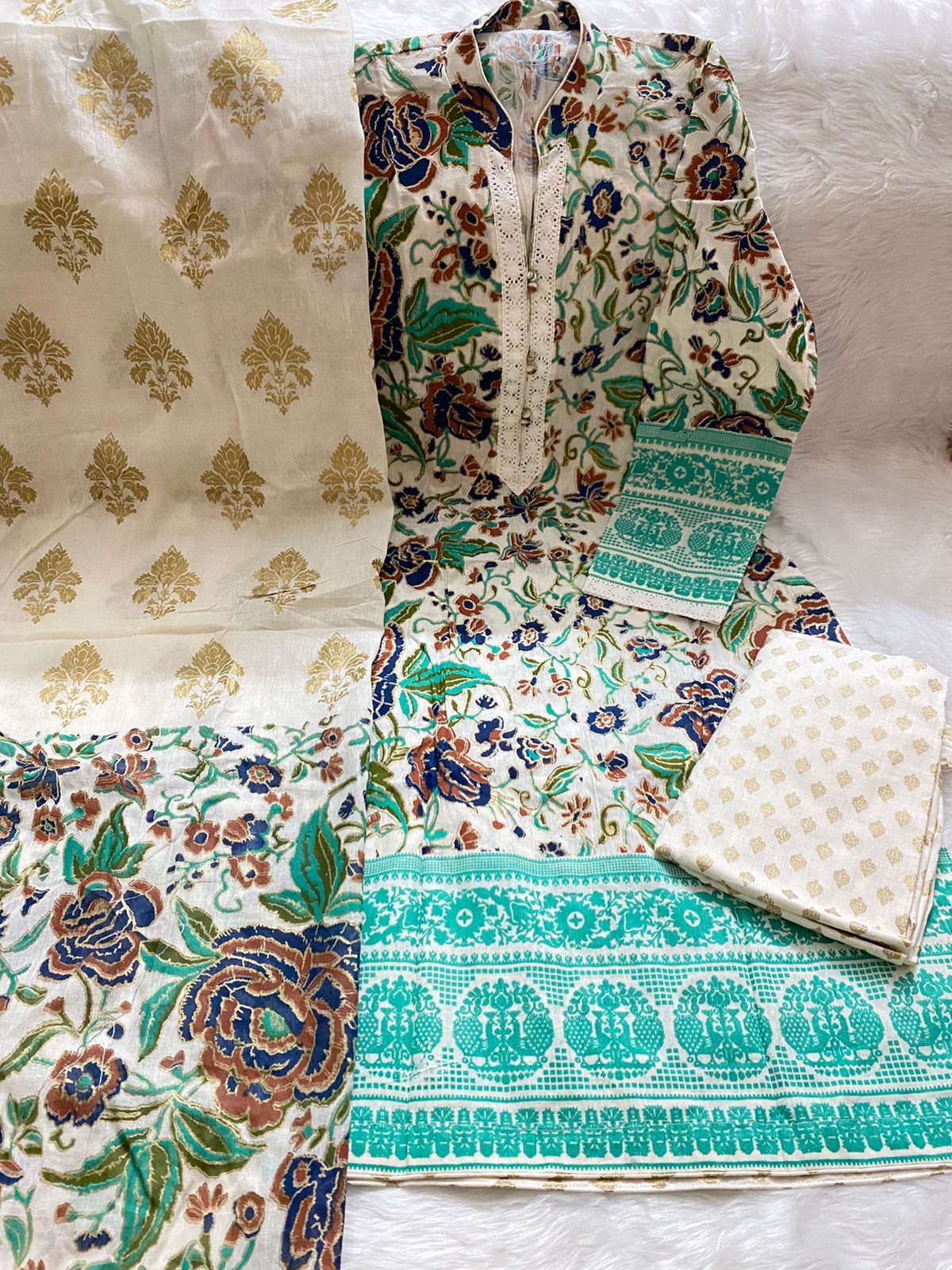 PURE KHADDI COTTON SCREEN PRINT STITCH 3PIC