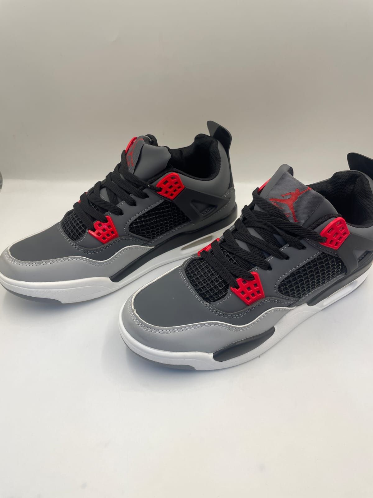 Air j*r Dan 4