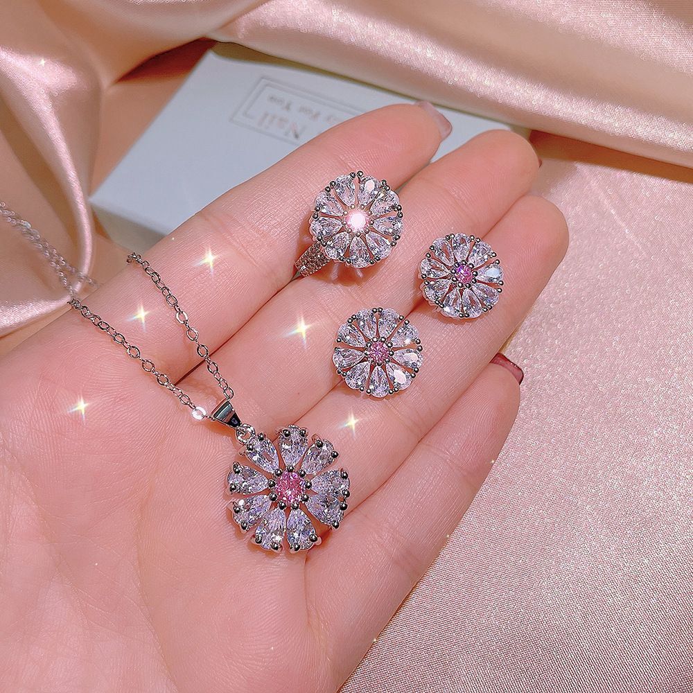 Flower crystal Bling diamonds Pendant set