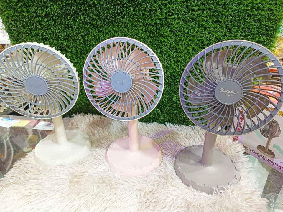 JYSUPAR Rechargeable Table Fan