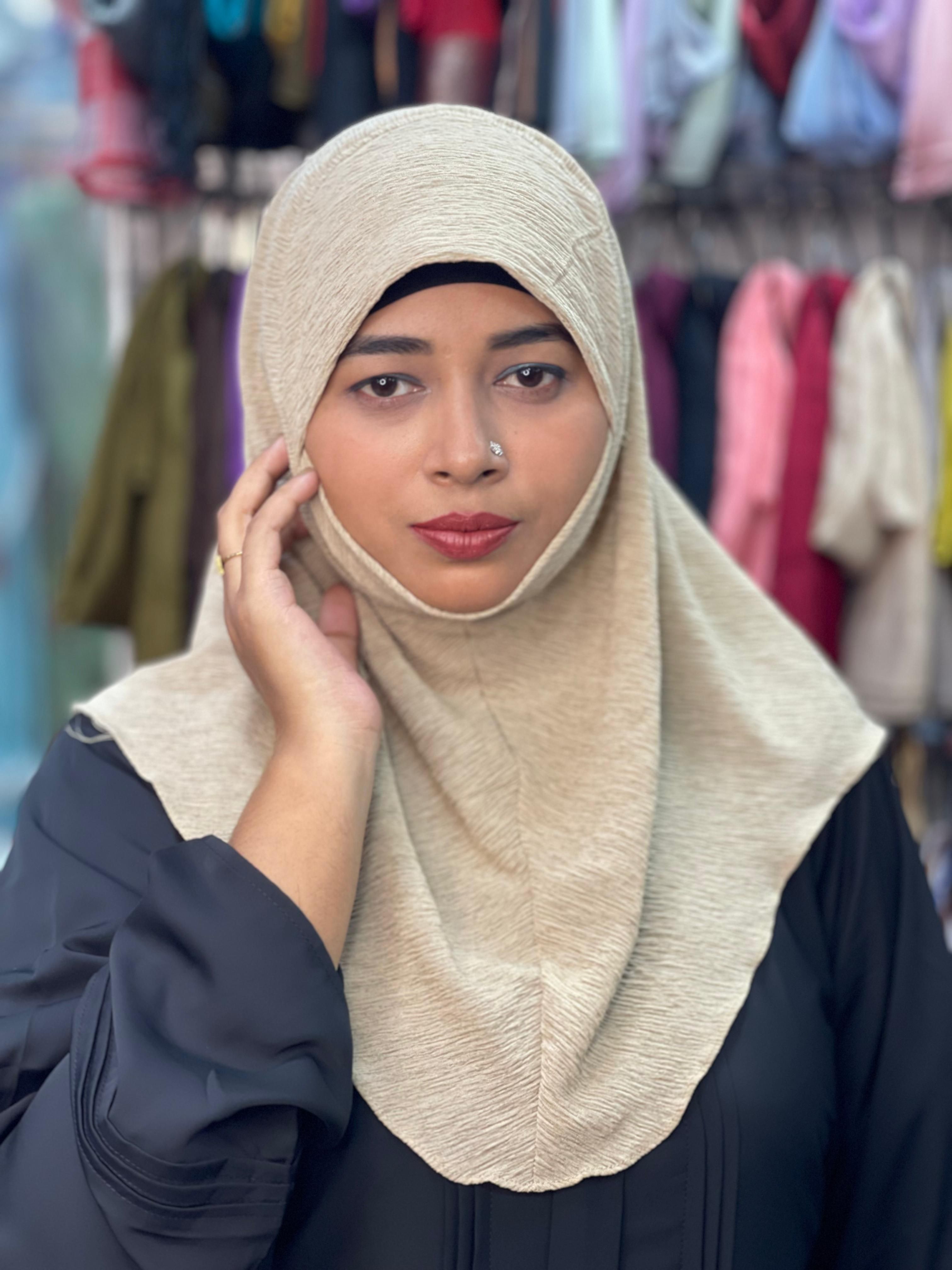 Crinkle Ready short hijab