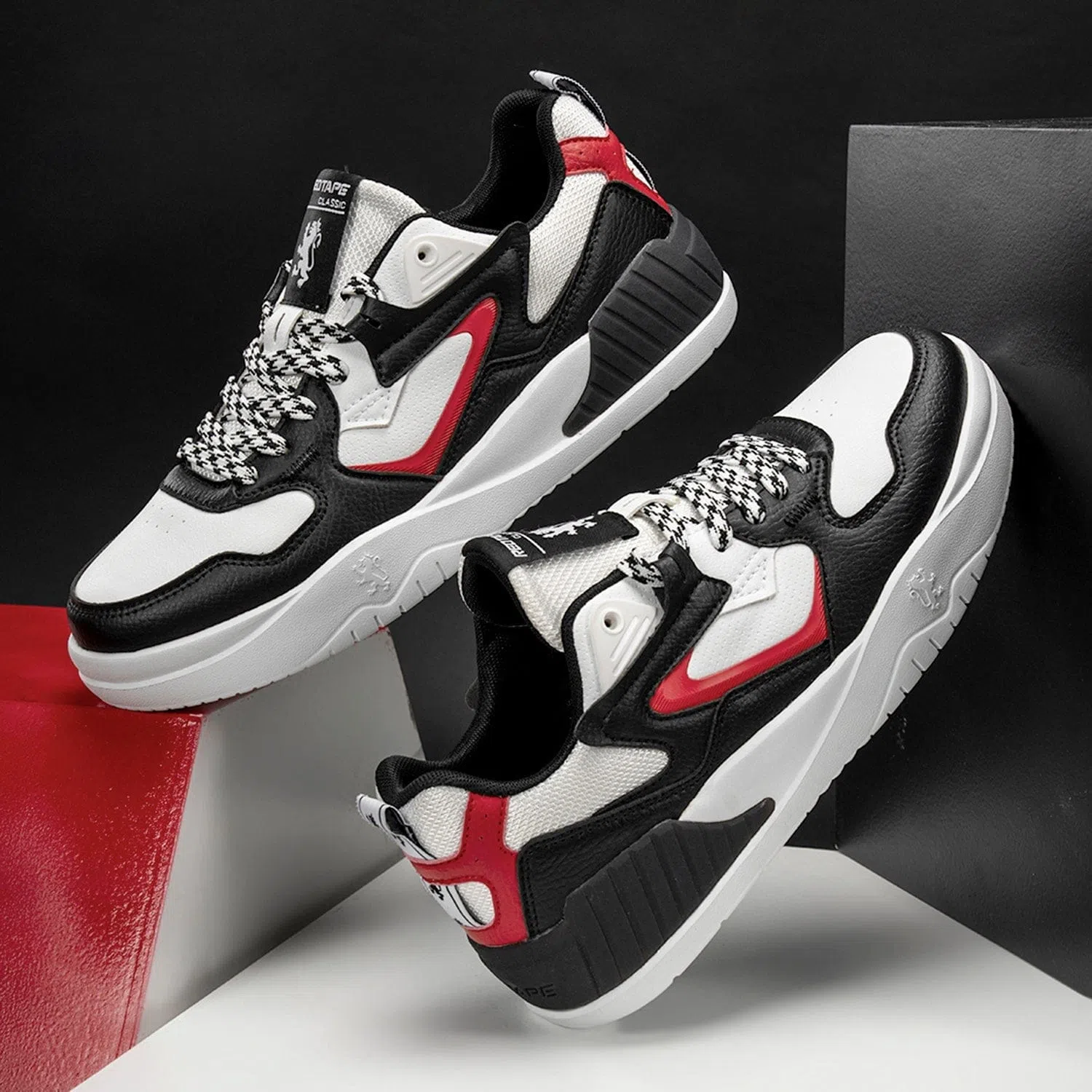 Redtape bgal blac/red/white Rsl 0661