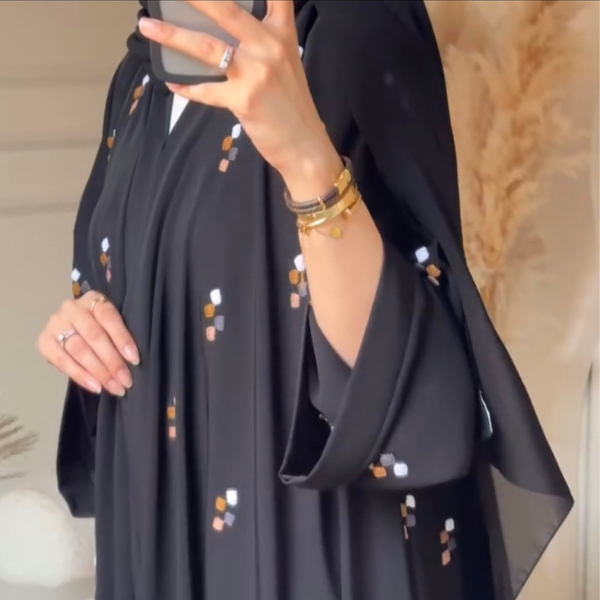 এম্ব্রয়ডারি প্রিমিয়াম বোরকা