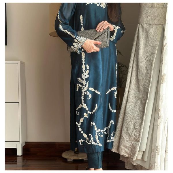 Summer Friendly Embroidered Two-Piece For Regular Wear