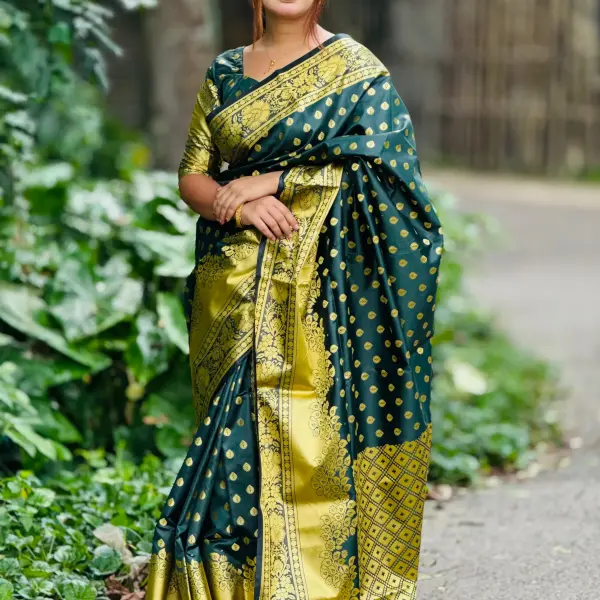 Bottle Green Katan Saree কাতান শাড়ি ম্যাচিং ব্লাউজ পিস সহ