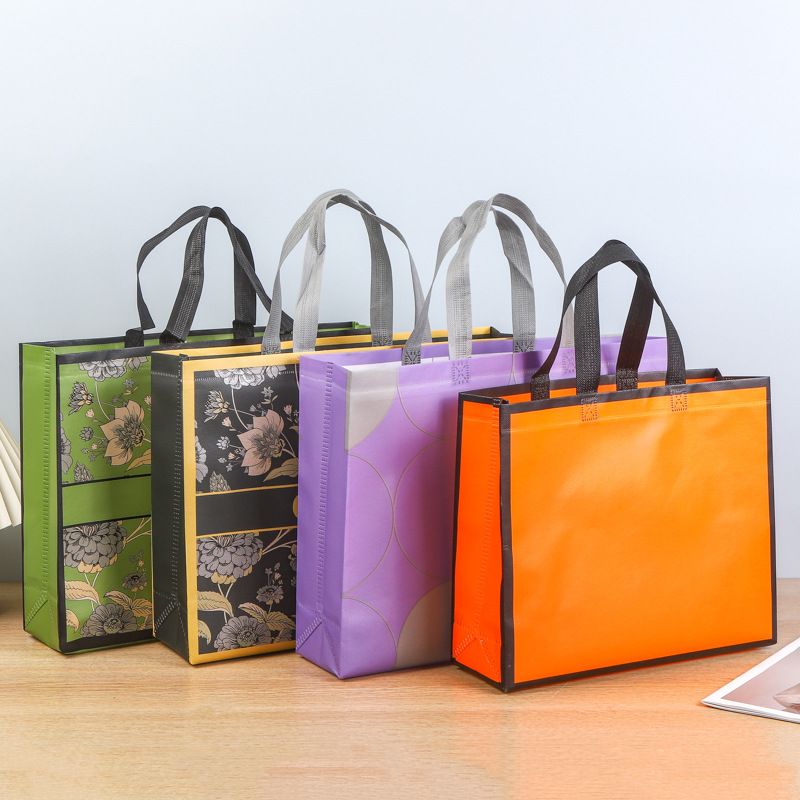 Non-woven tote bags clothing store bags custom laminated clothing shopping bags fashion women’s men’s gift bags -1pcs (Any Color)