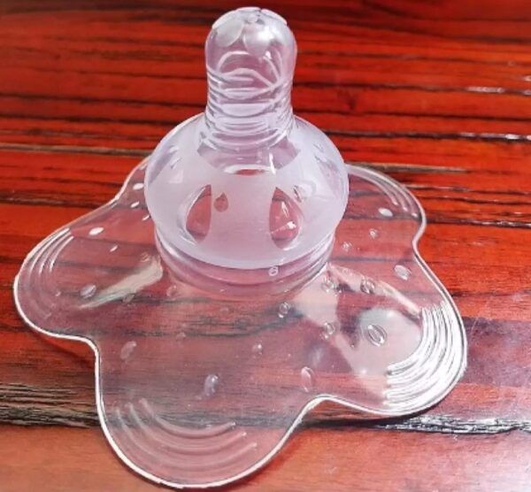 Silica gel nipple covers for breastfeeding, soft comfortable sting repellent for young mother Nipple Shield Breastfeeding Nipple (Without Box)