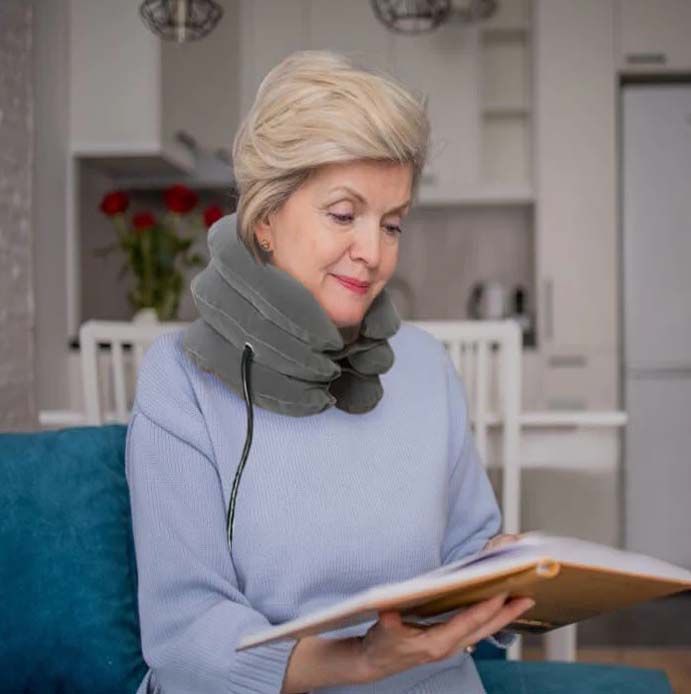 Dainely™ Neck Stretcher