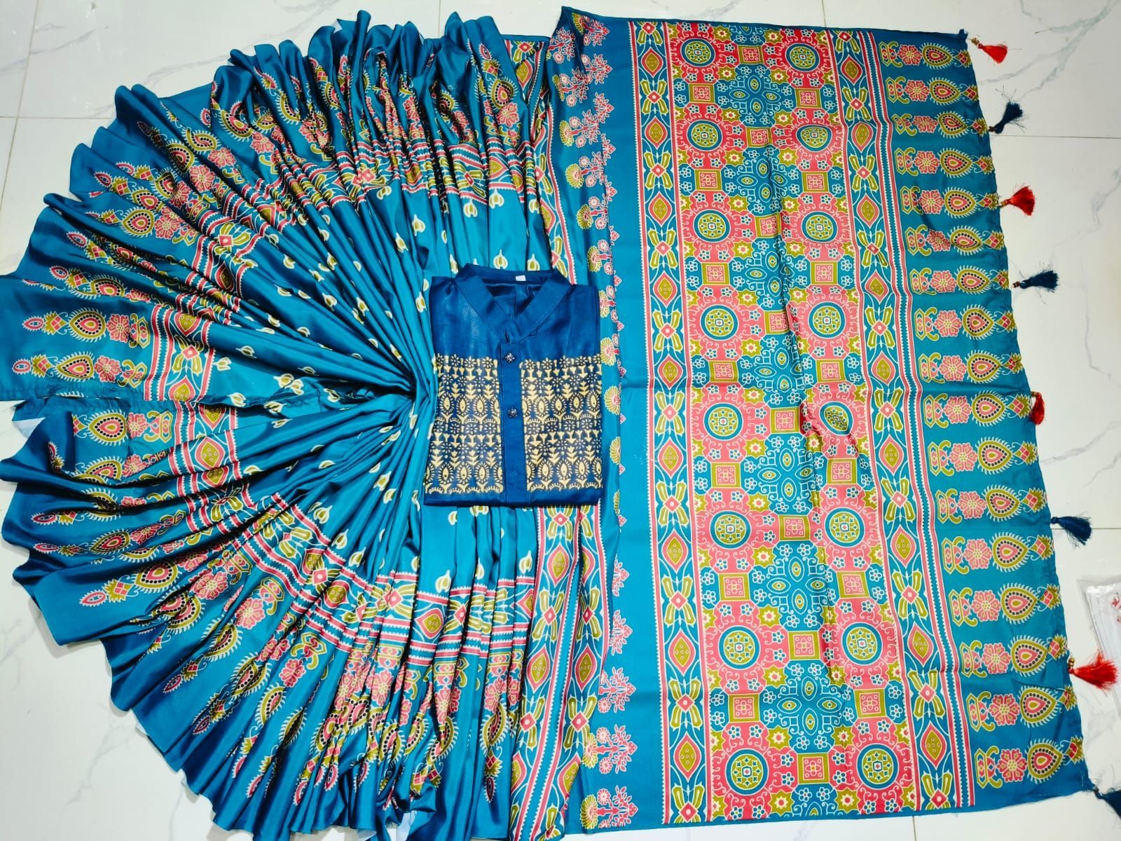 Sharee Panjabi Couple with Blouse Piece