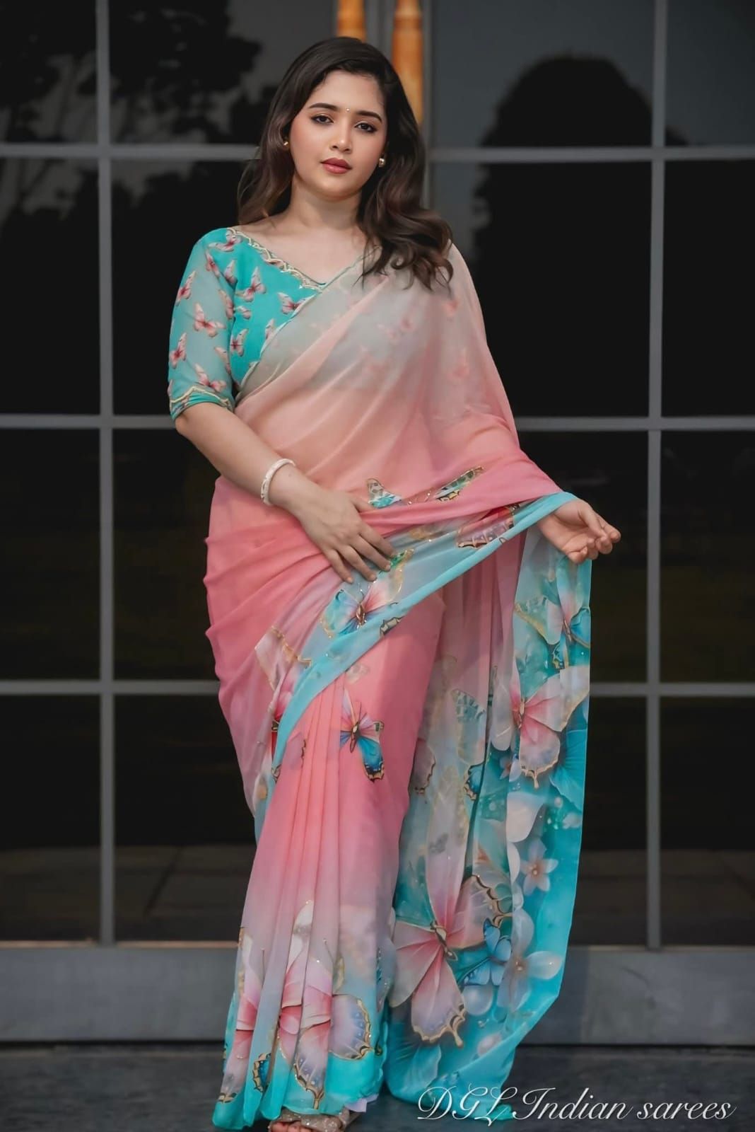 ডিজিটাল প্রিন্ট সিল্ক শাড়ি – ব্লাউজ পিসসহ