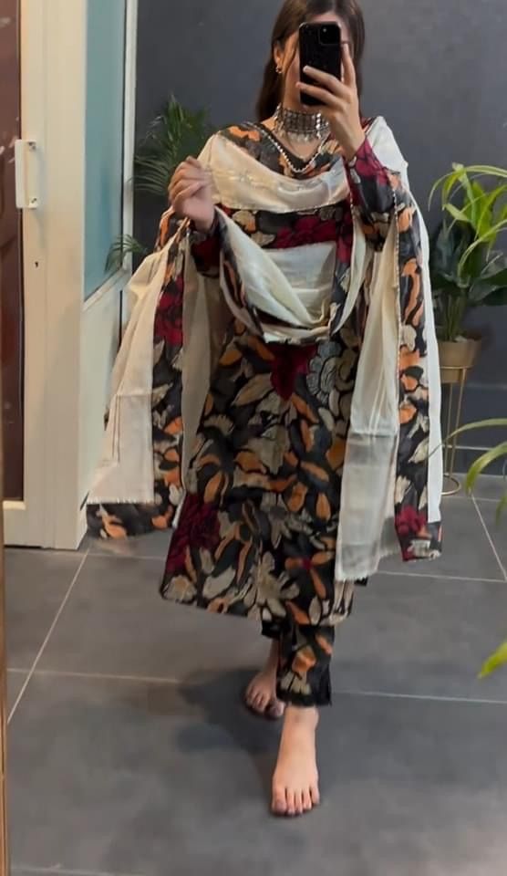 Skin Print Three Piece