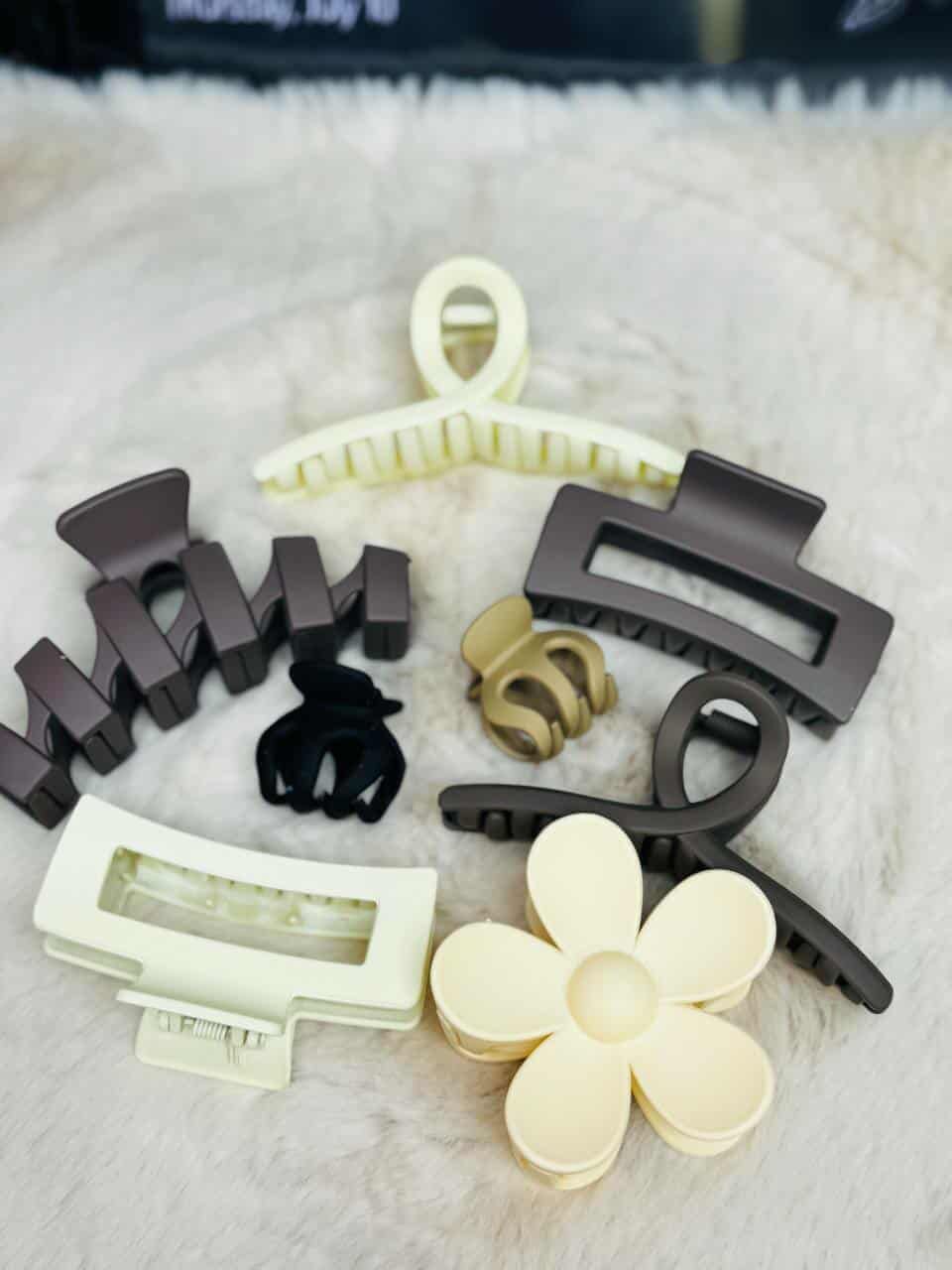 8 Pieces Beautiful Clips Sets